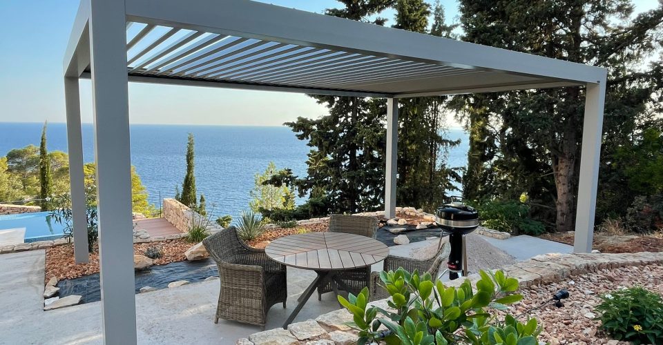 Profil tehnika bioclimatic pergola